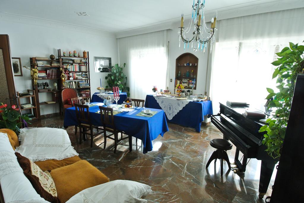 B&B Casa Felice Rome Bagian luar foto